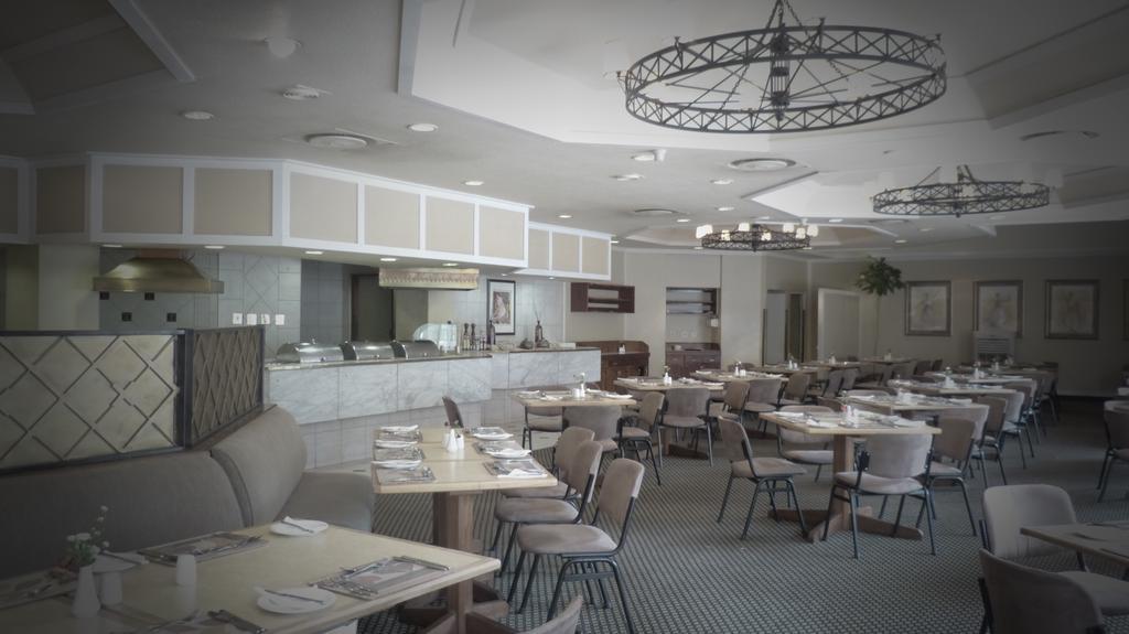 Groothoek Black Mountain Leisure And Conference Hotel מראה חיצוני תמונה
