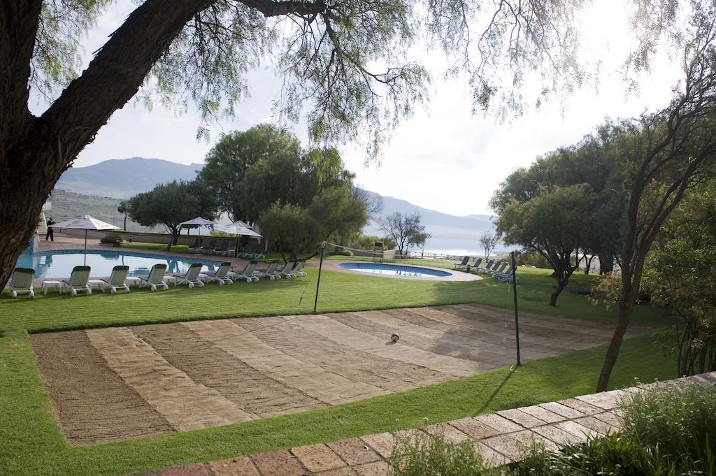Groothoek Black Mountain Leisure And Conference Hotel מראה חיצוני תמונה